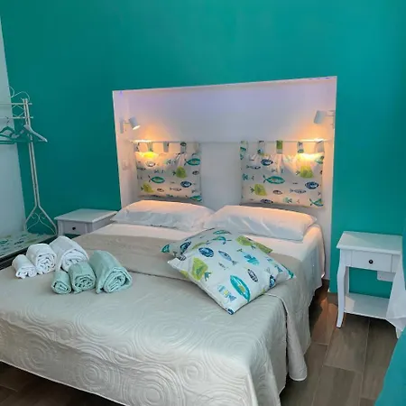 Nepi Oda ve Kahvaltı Cagliari